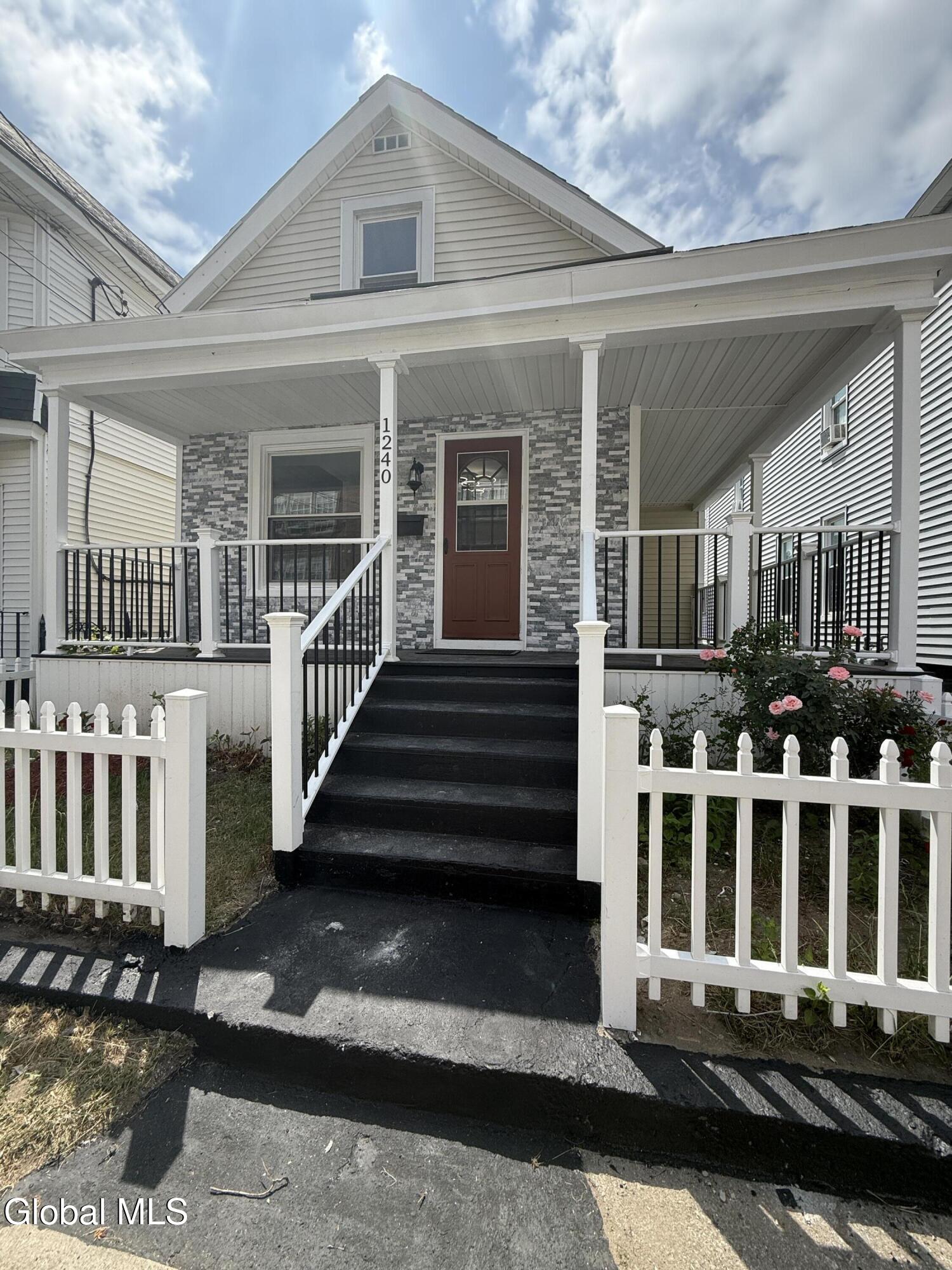 1240 7th Avenue Schenectady NY 12303