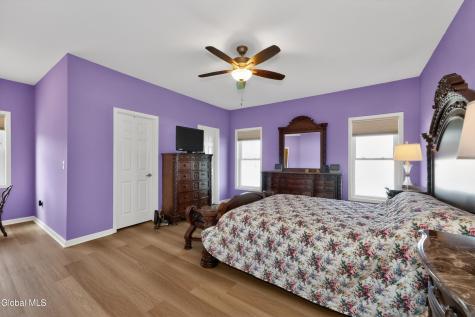103 Joann Way Amsterdam NY 12010