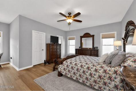 103 Joann Way Amsterdam NY 12010