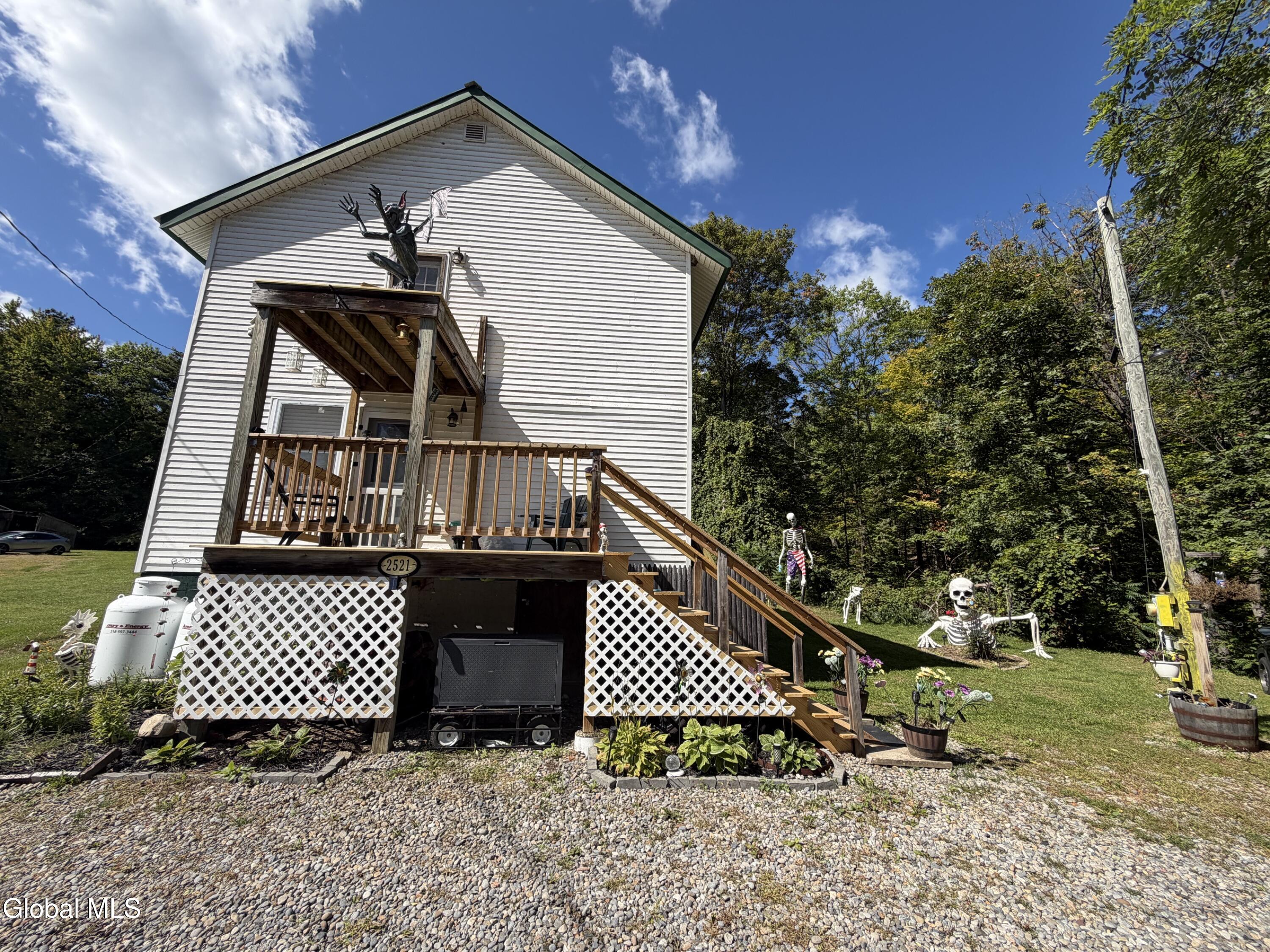 2521 Nys Route 9n Crown Point NY 12928