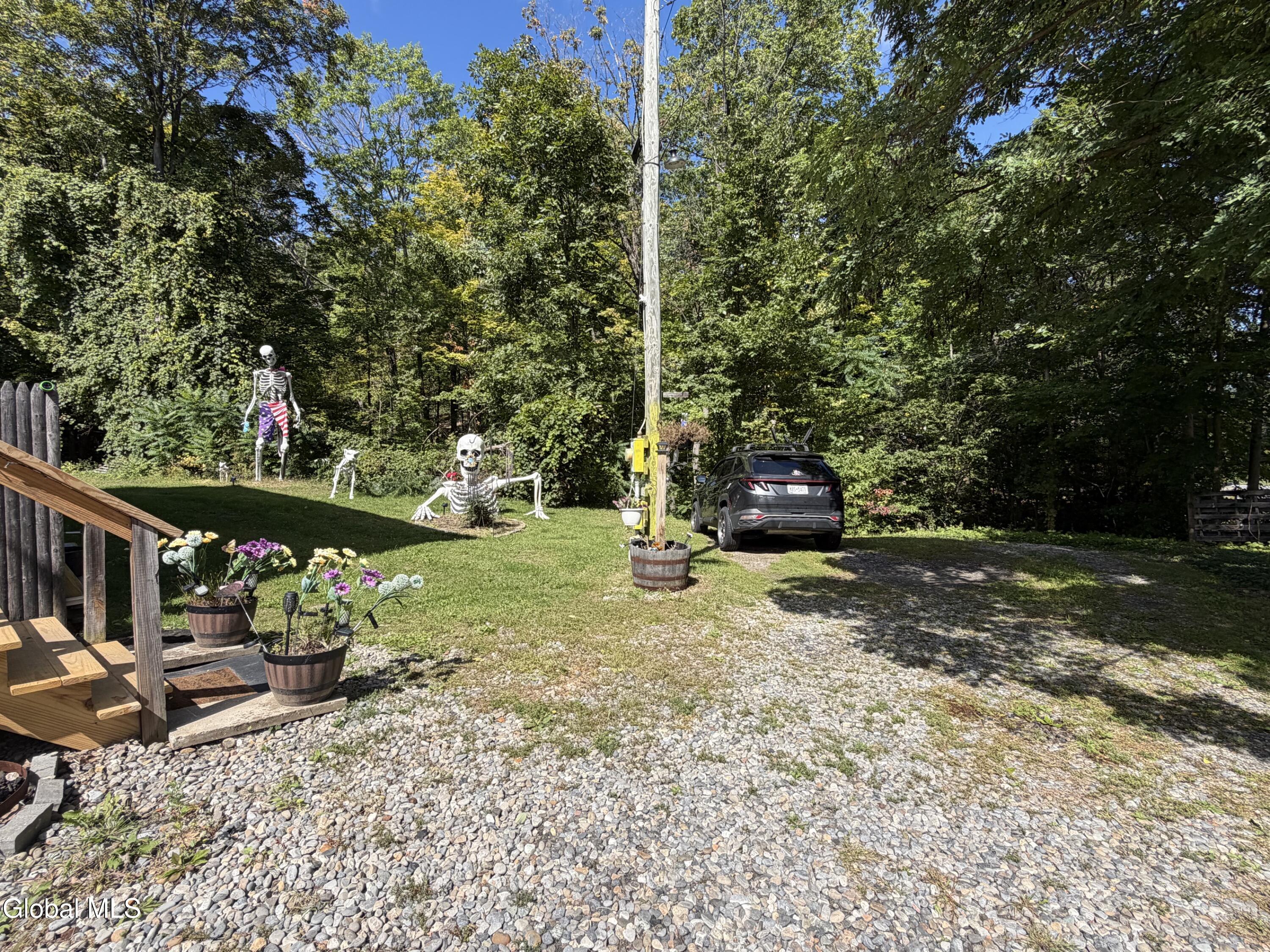 2521 Nys Route 9n Crown Point NY 12928