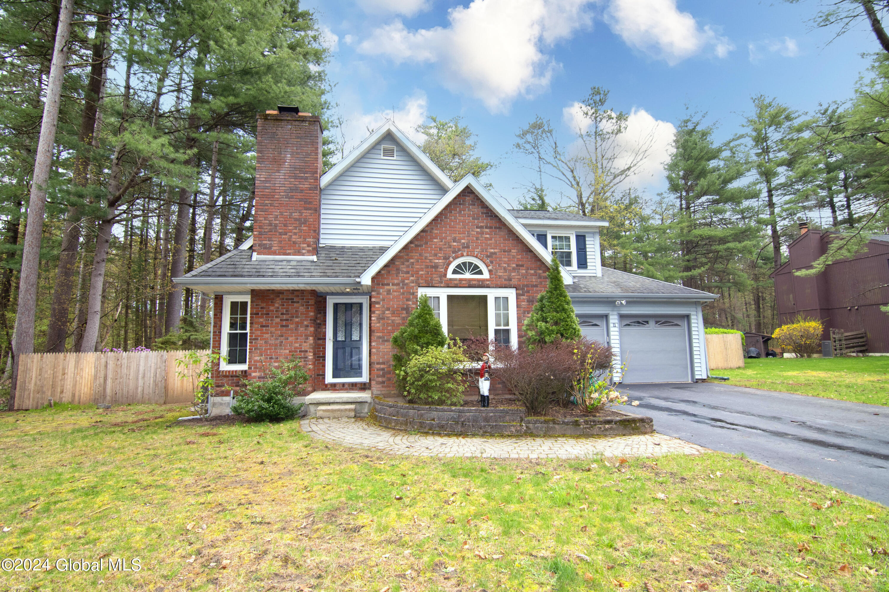 11 Woodmint Place Malta NY 12020