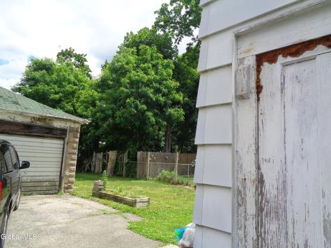 841 Cleveland Avenue Schenectady NY 12306