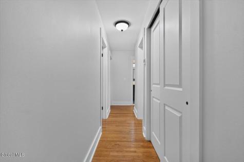 25 Patricia Lane Rexford NY 12148
