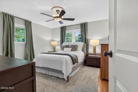 25 Patricia Lane Rexford NY 12148