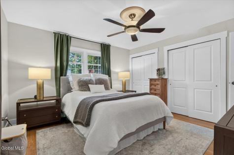 25 Patricia Lane Rexford NY 12148