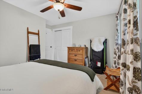 25 Patricia Lane Rexford NY 12148