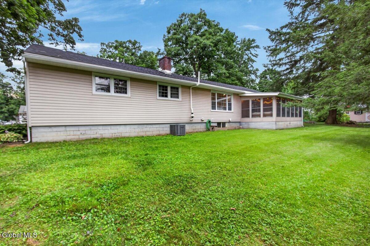 25 Patricia Lane Rexford NY 12148