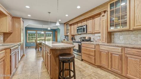 184 Hillview Road Gloversville NY 12078