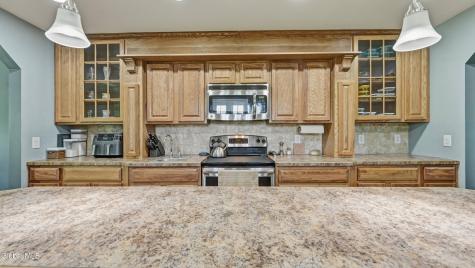 184 Hillview Road Gloversville NY 12078