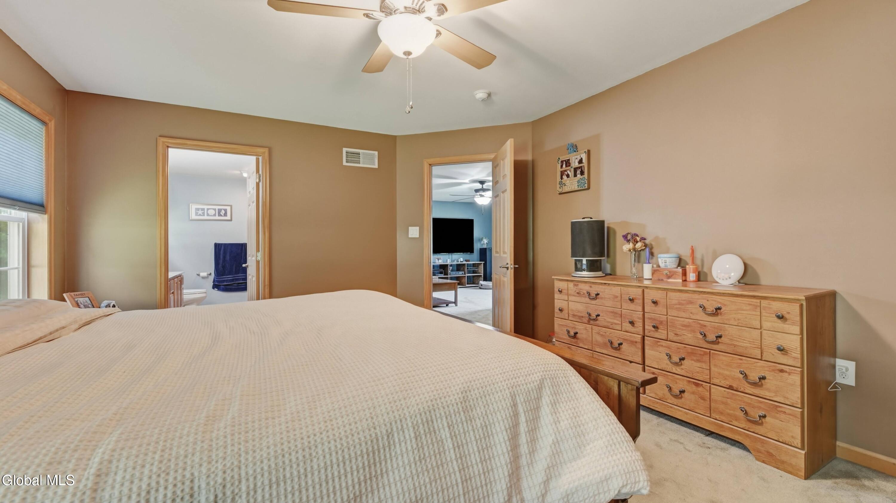 184 Hillview Road Gloversville NY 12078