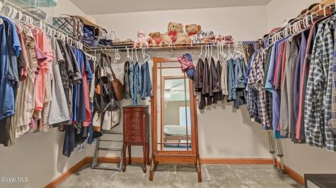 184 Hillview Road Gloversville NY 12078