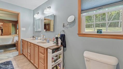 184 Hillview Road Gloversville NY 12078