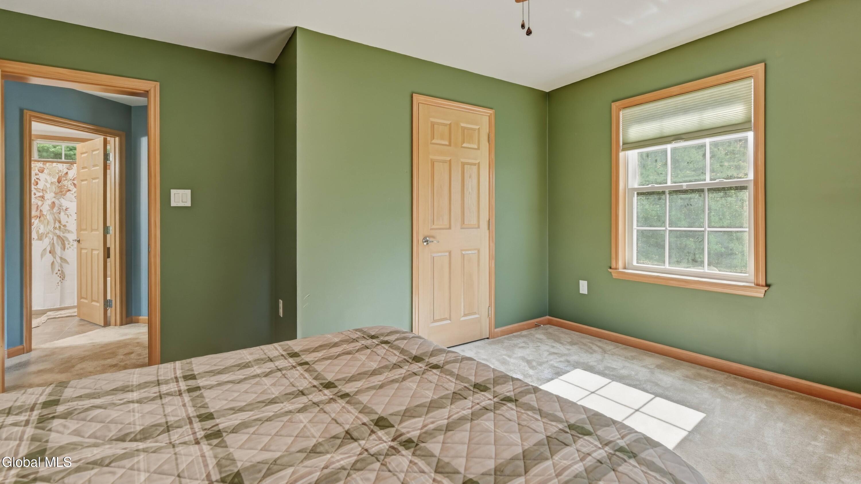 184 Hillview Road Gloversville NY 12078
