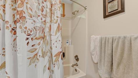 184 Hillview Road Gloversville NY 12078