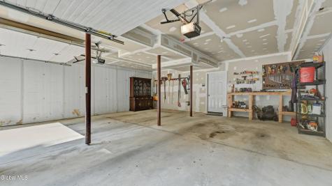 184 Hillview Road Gloversville NY 12078