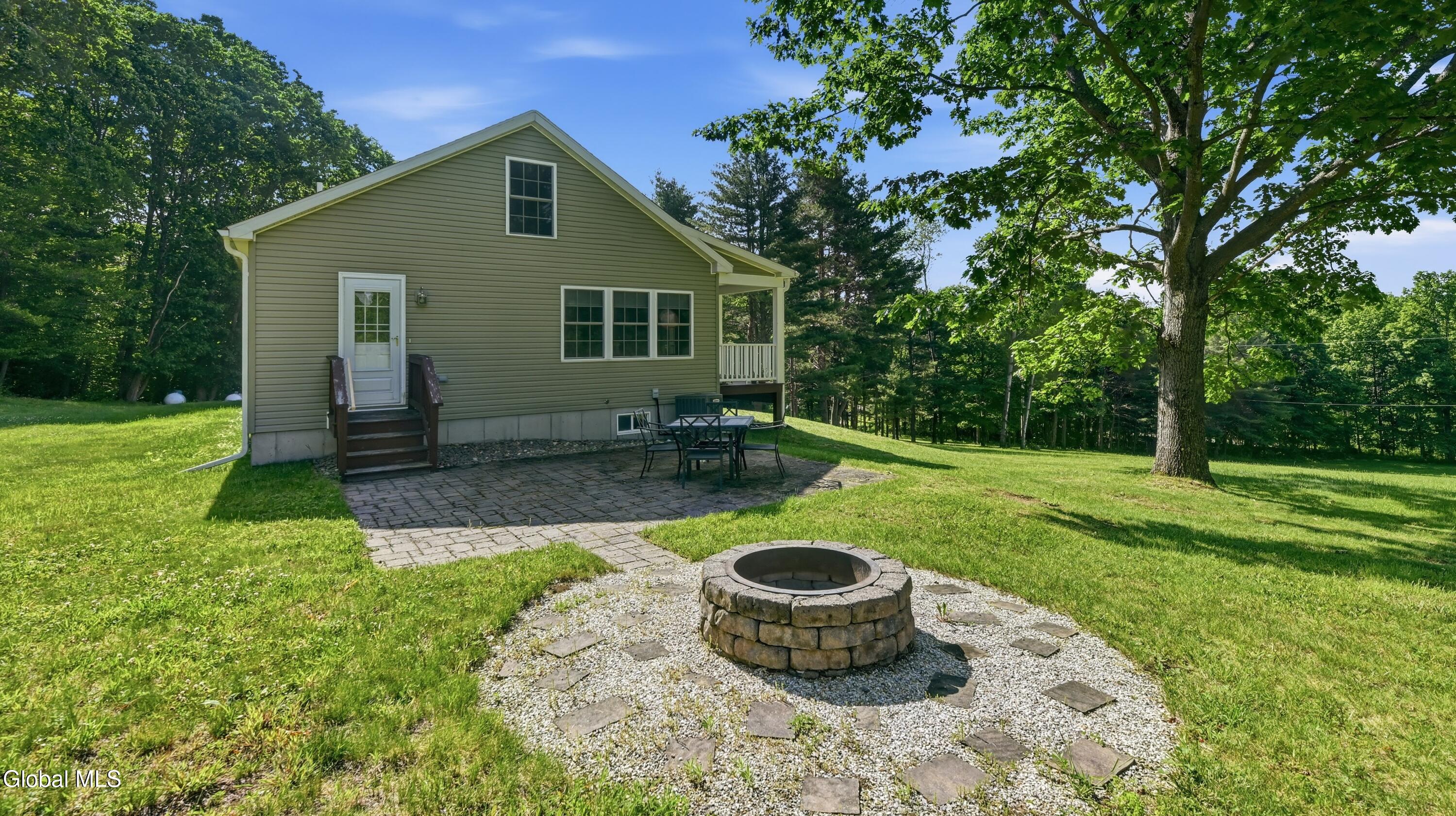 184 Hillview Road Gloversville NY 12078