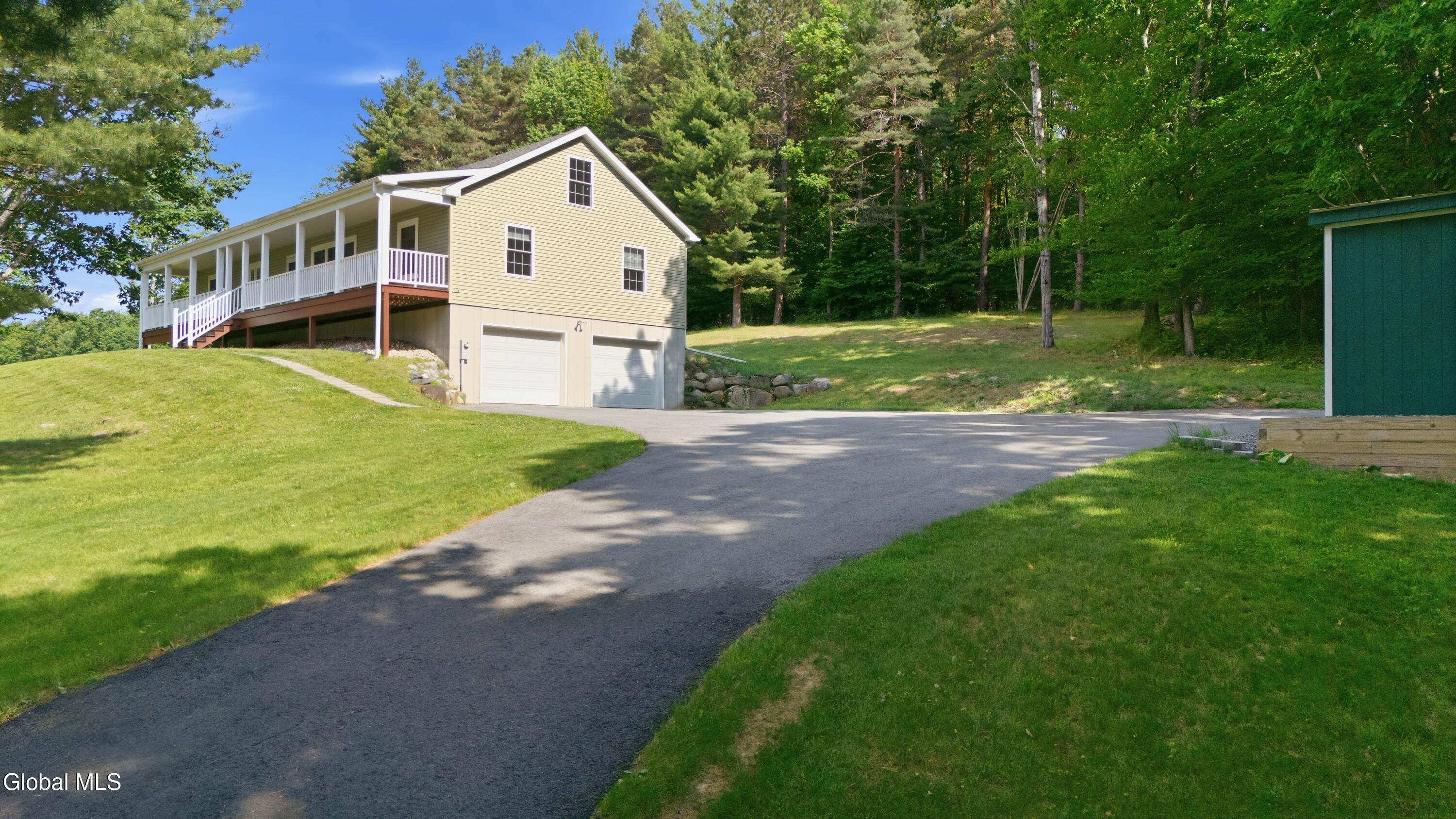 184 Hillview Road Gloversville NY 12078
