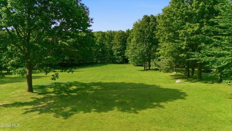184 Hillview Road Gloversville NY 12078