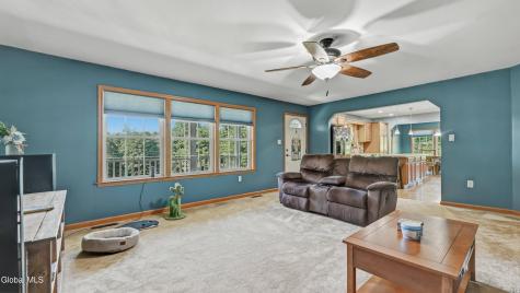 184 Hillview Road Gloversville NY 12078