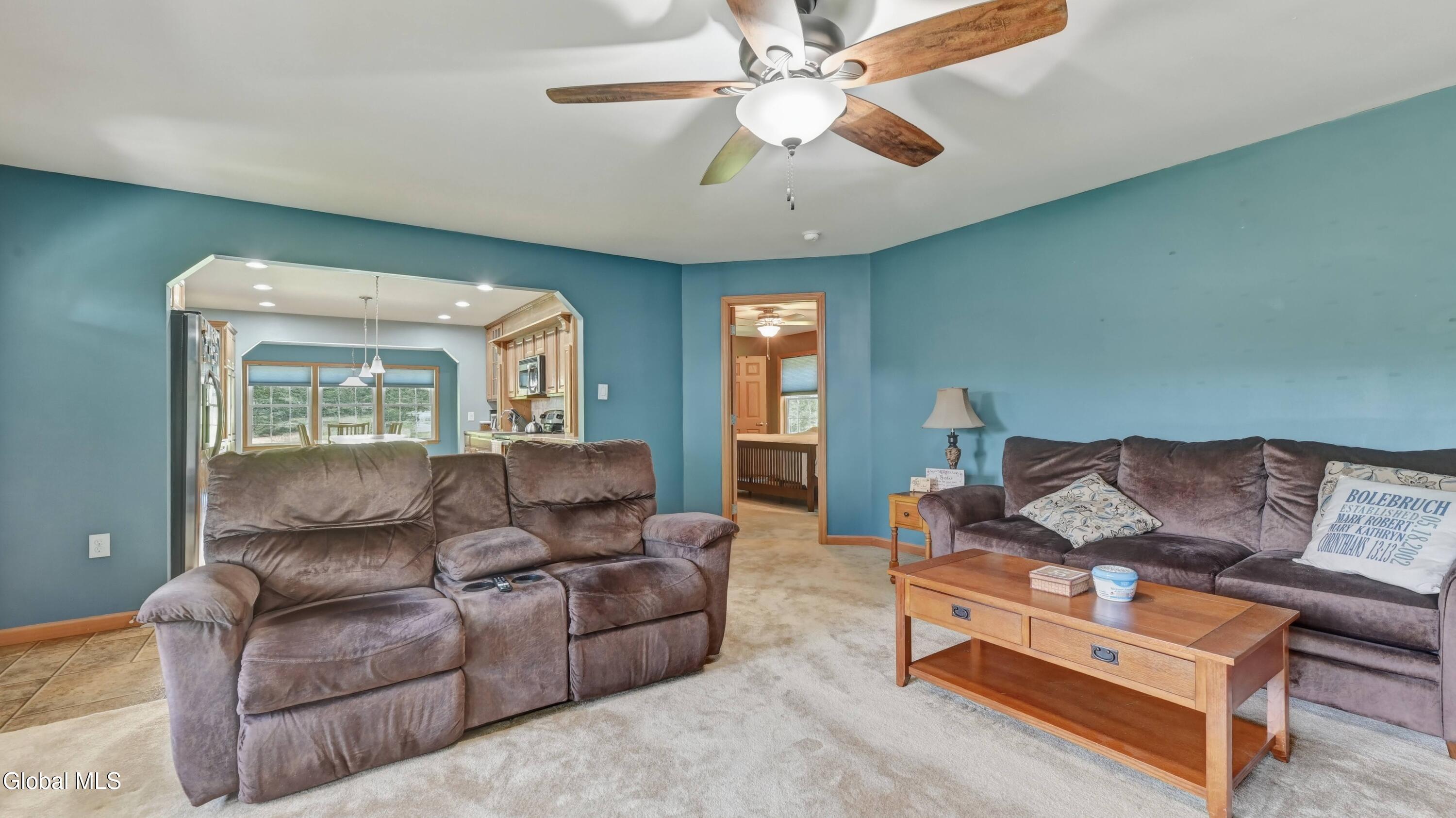 184 Hillview Road Gloversville NY 12078