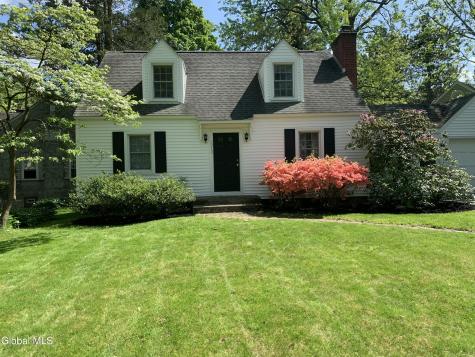 2212 Niskayuna Drive Niskayuna NY 12309
