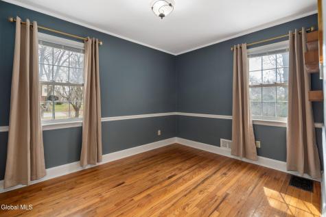 2212 Niskayuna Drive Niskayuna NY 12309