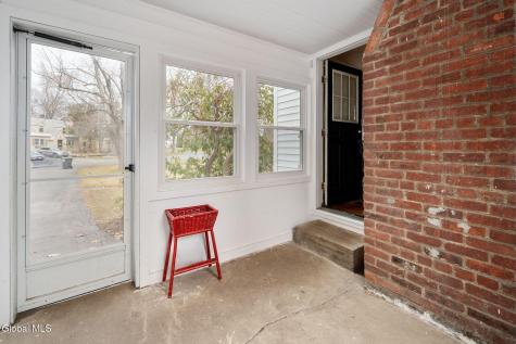 2212 Niskayuna Drive Niskayuna NY 12309
