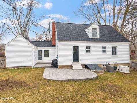 2212 Niskayuna Drive Niskayuna NY 12309