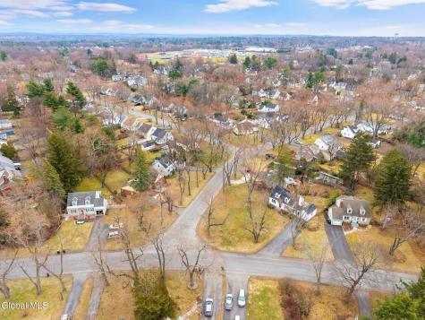 2212 Niskayuna Drive Niskayuna NY 12309