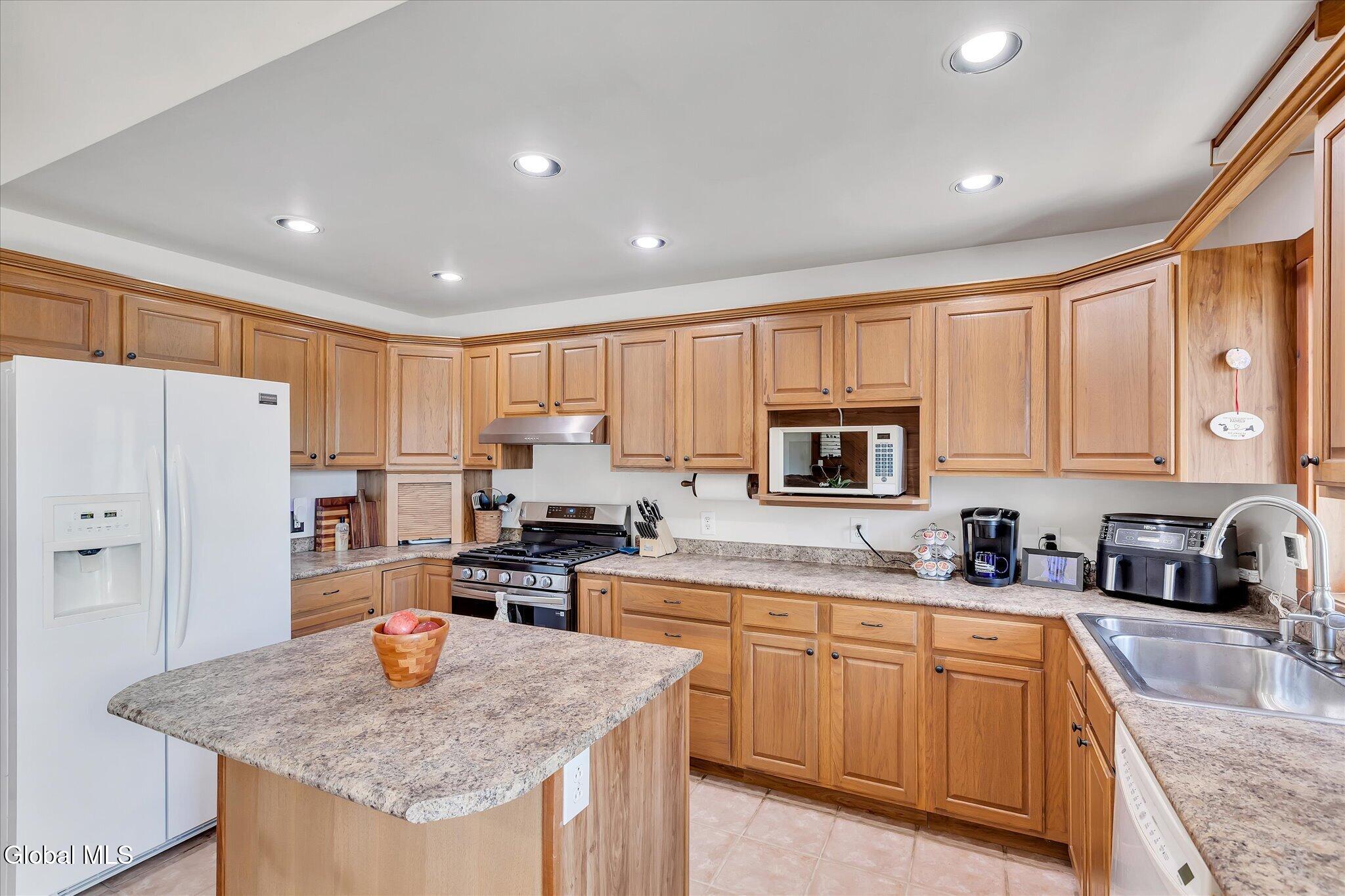 5490 Mariaville Road Schenectady NY 12306