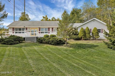5490 Mariaville Road Schenectady NY 12306