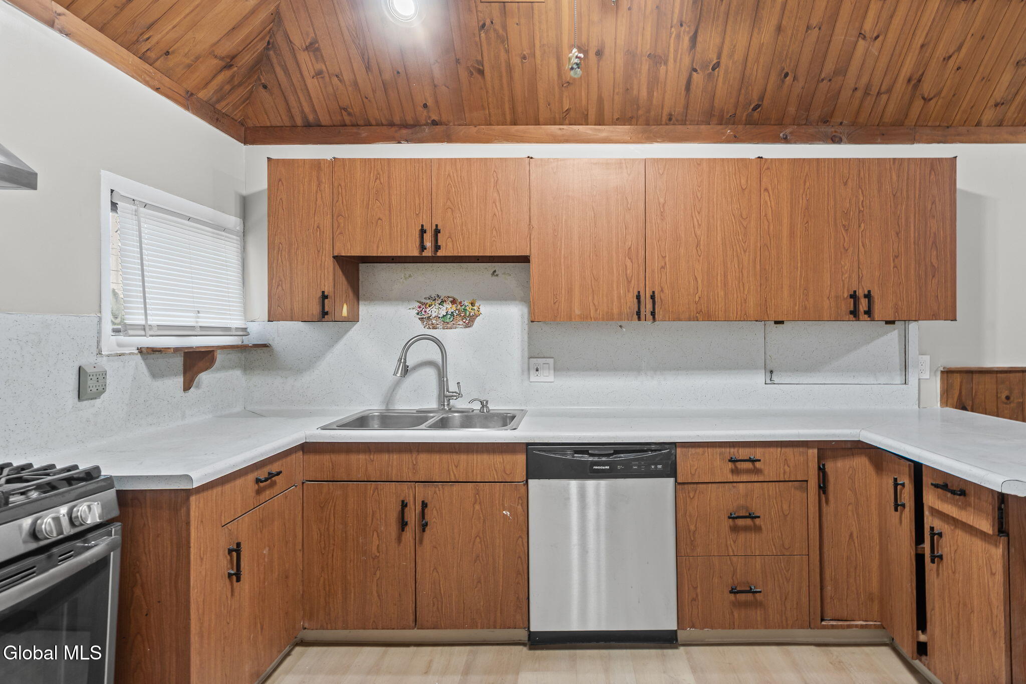 2128 3rd Avenue Watervliet NY 12189