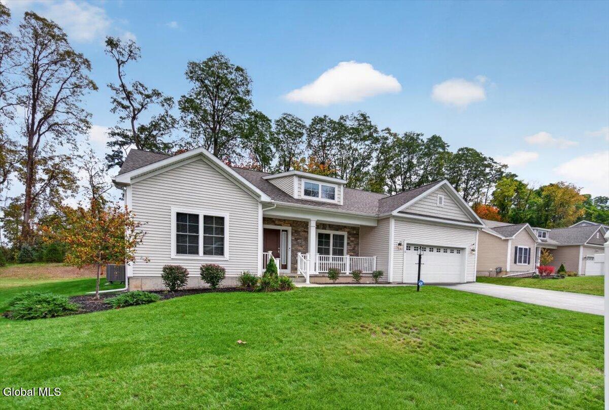 12 Farmington Court Glenmont NY 12077