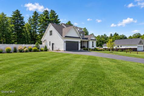 4 Magnolia Court Ballston Spa NY 12020