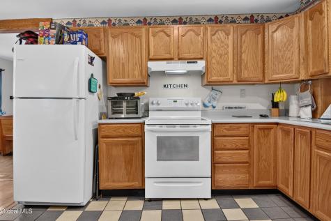 487 County Highway 102 Gloversville NY 12078
