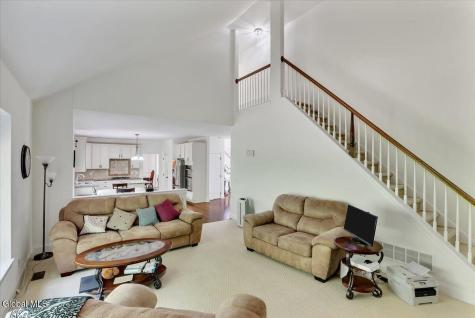 15 Foxhound Circle Mechanicville NY 12118