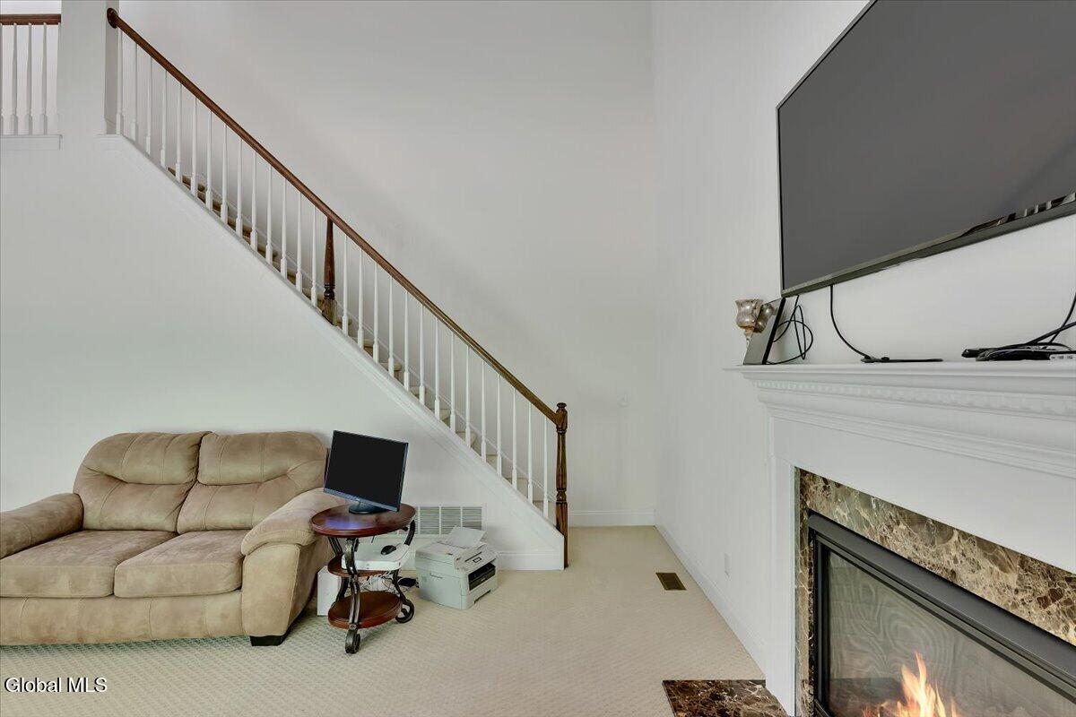 15 Foxhound Circle Mechanicville NY 12118