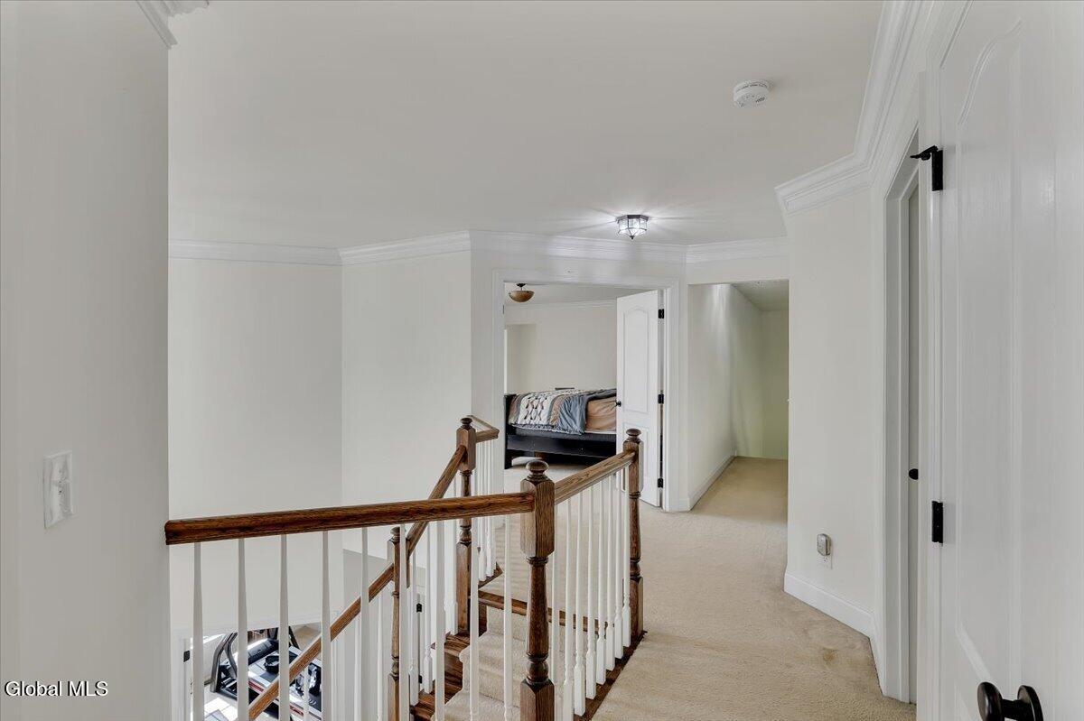 15 Foxhound Circle Mechanicville NY 12118
