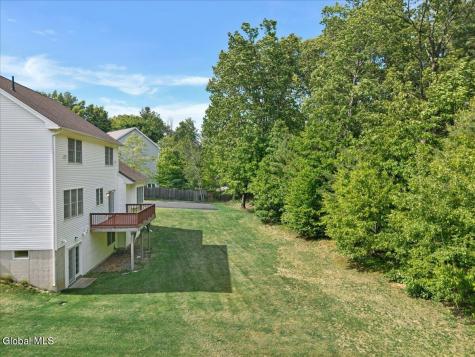15 Foxhound Circle Mechanicville NY 12118
