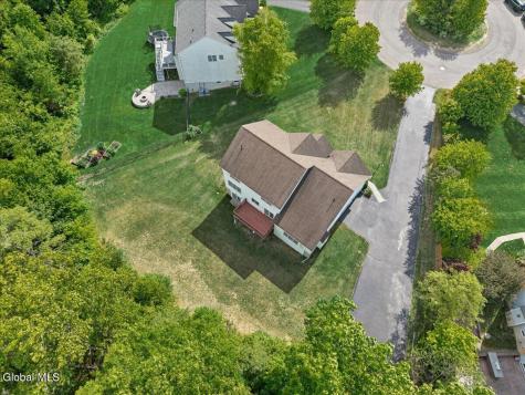 15 Foxhound Circle Mechanicville NY 12118