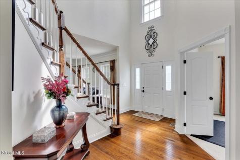 15 Foxhound Circle Mechanicville NY 12118