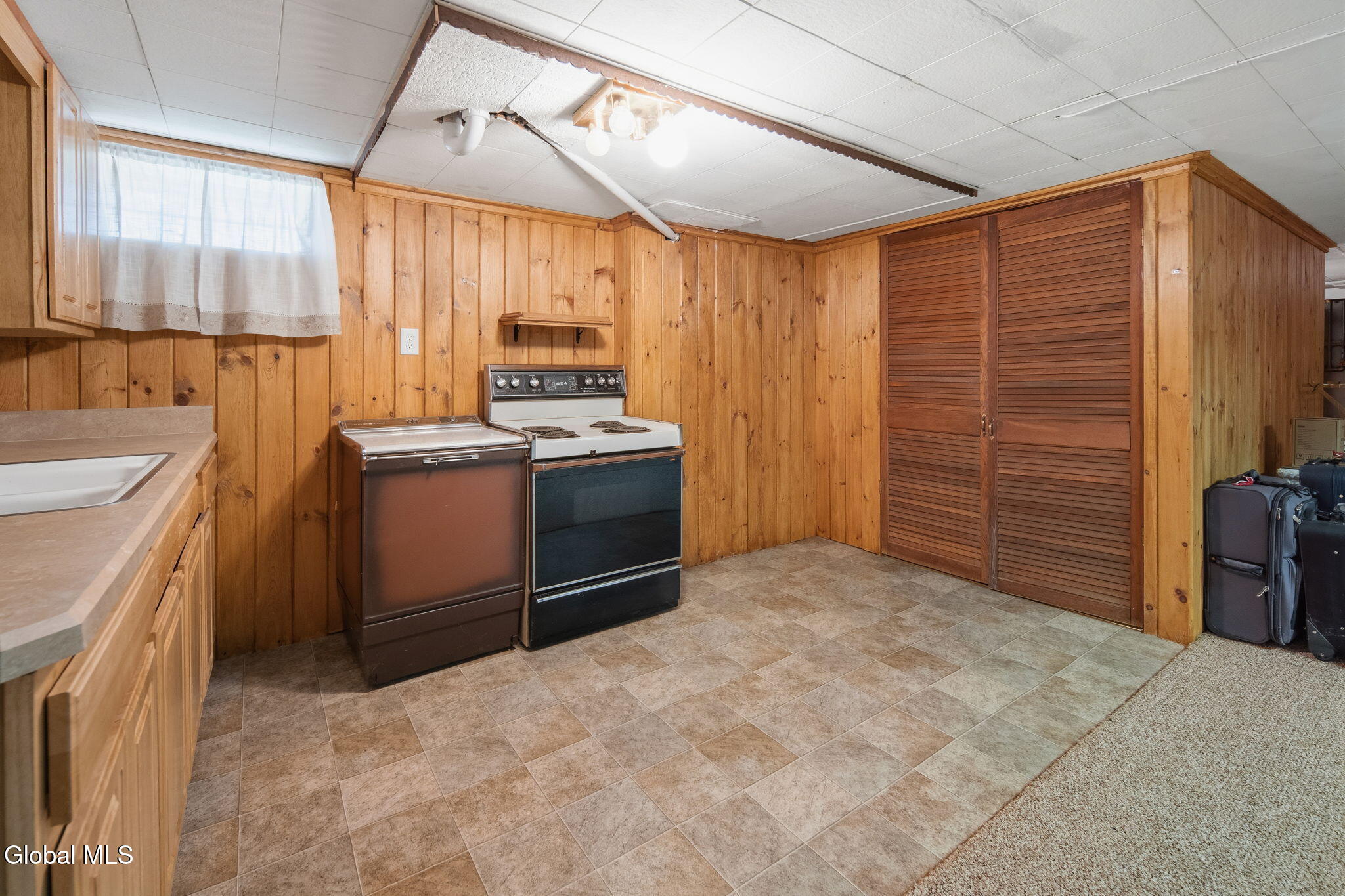 1984 Van Antwerp Road Schenectady NY 12309