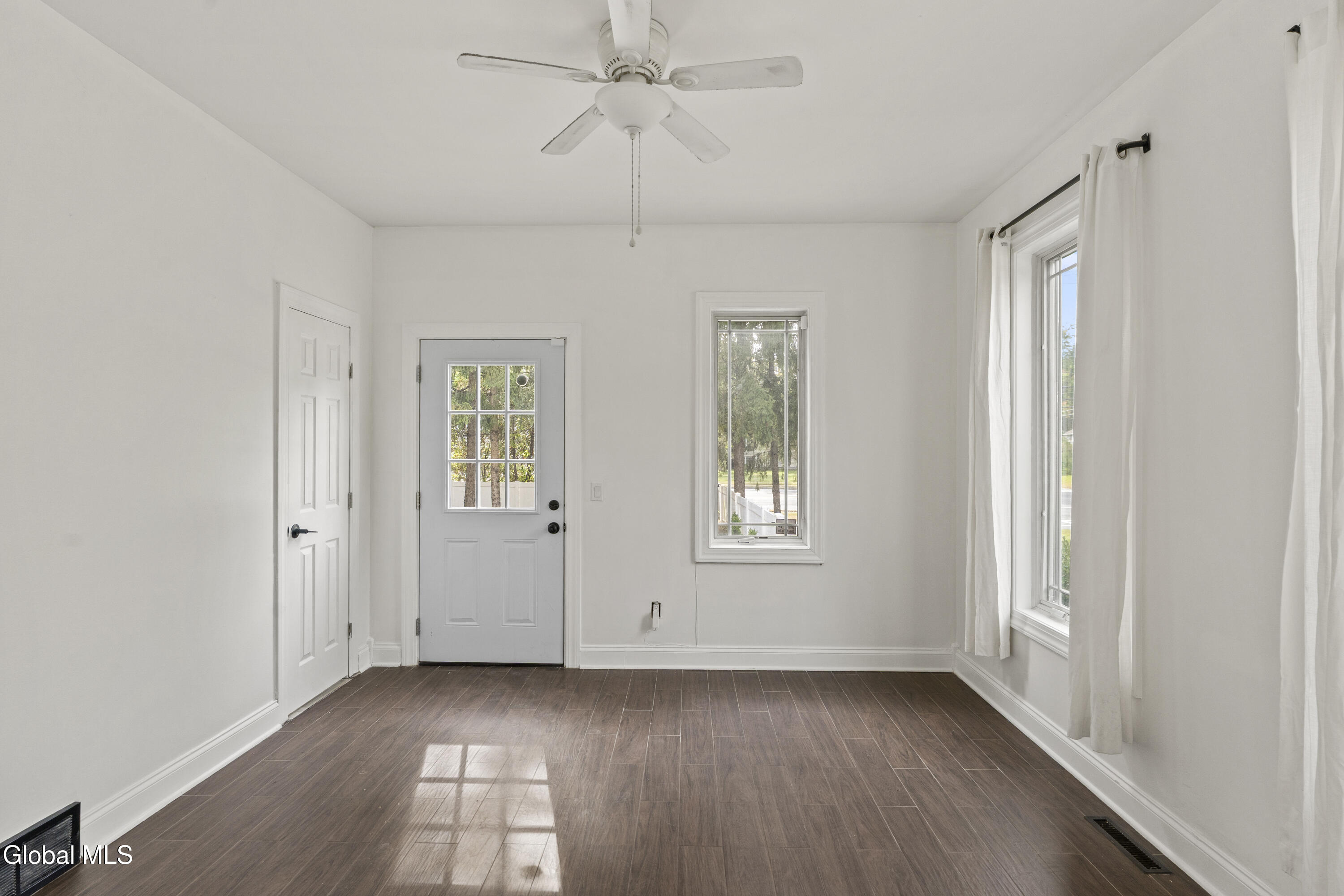 1 Pinecrest Drive Niskayuna NY 12309