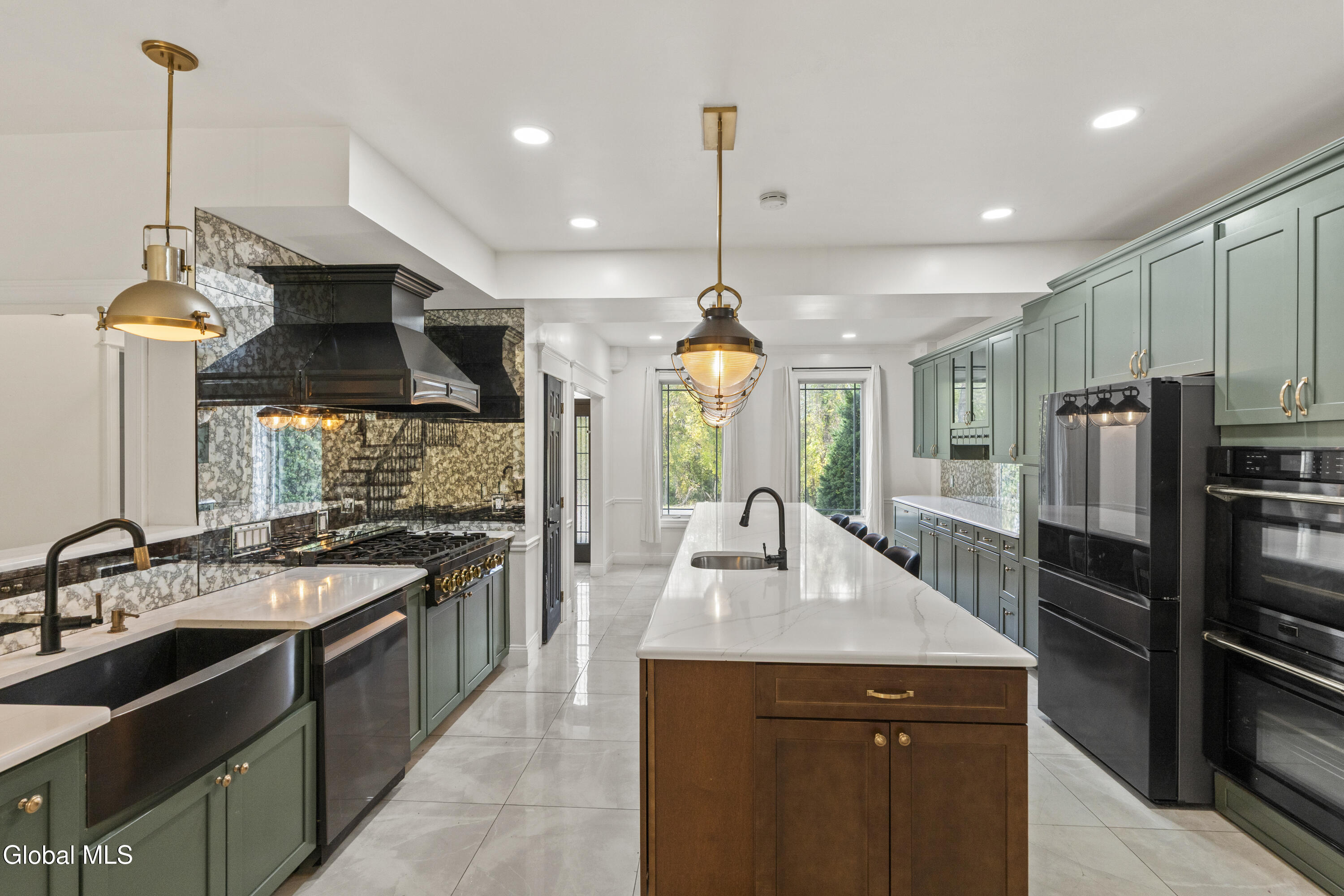 1 Pinecrest Drive Niskayuna NY 12309