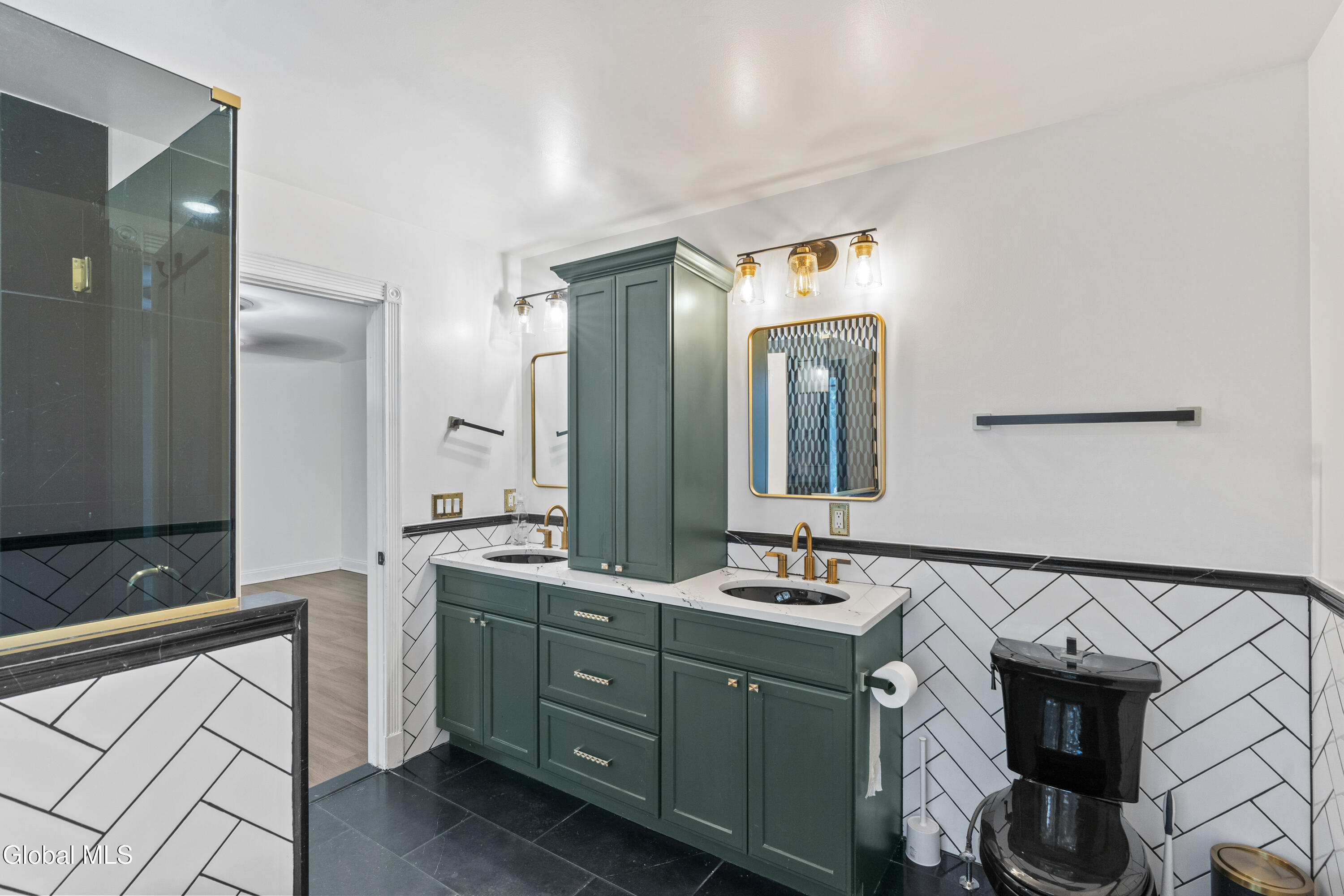 1 Pinecrest Drive Niskayuna NY 12309