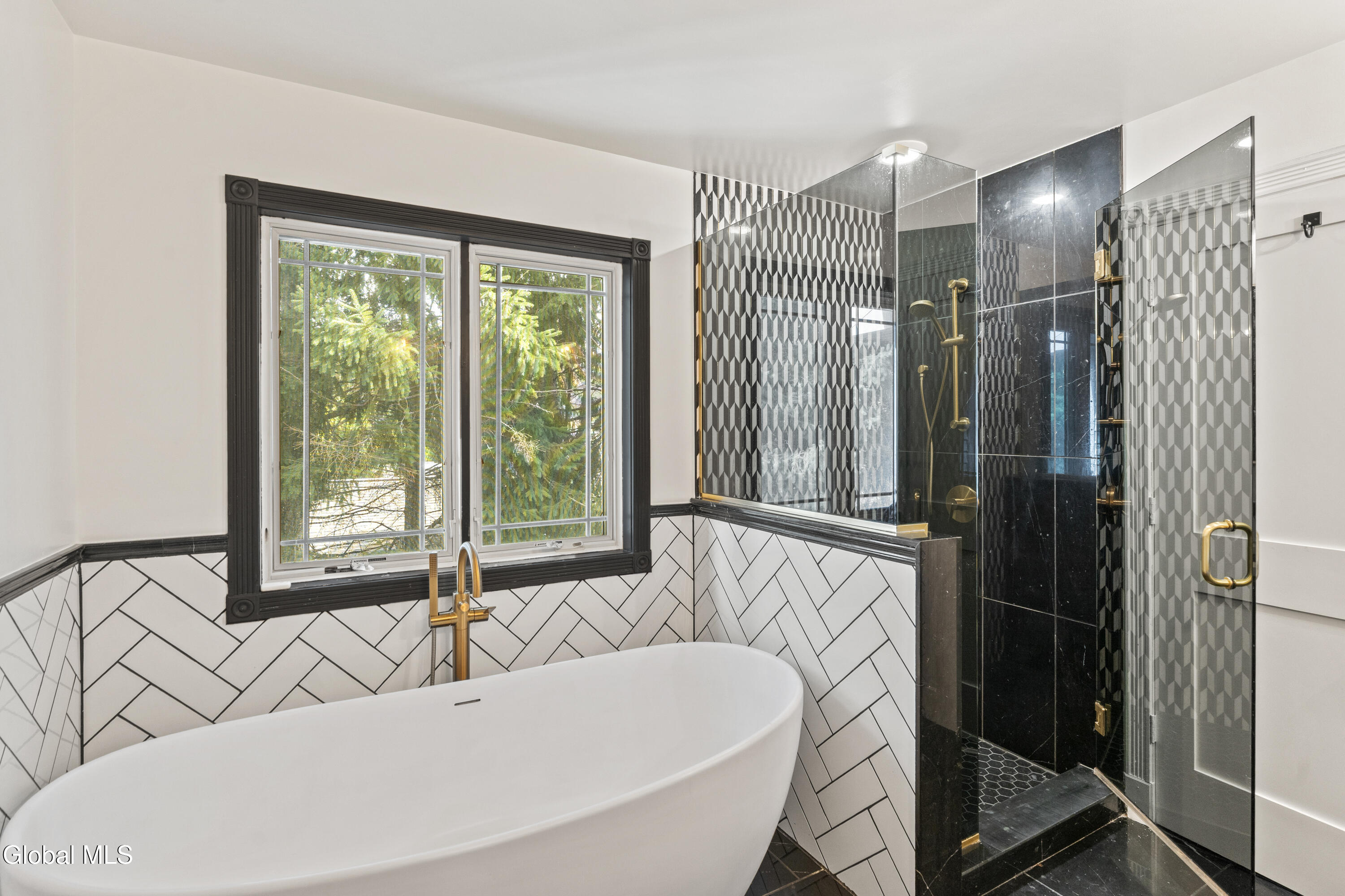 1 Pinecrest Drive Niskayuna NY 12309