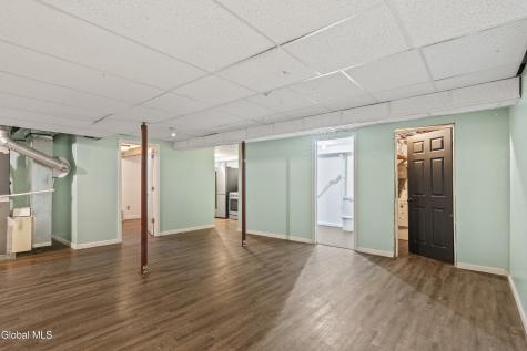 1 Pinecrest Drive Niskayuna NY 12309