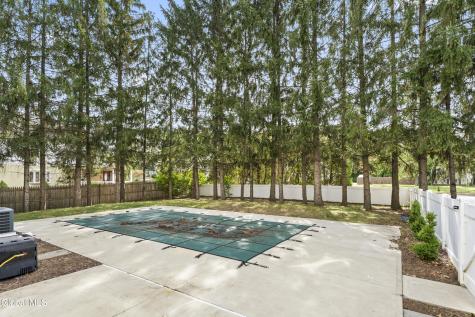 1 Pinecrest Drive Niskayuna NY 12309