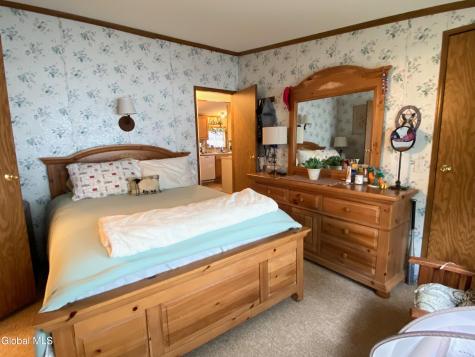 4 Lower Heights Road Edinburg NY 12835